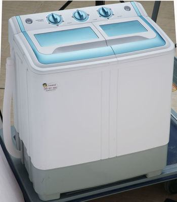 China Aufrechte Spitzenlasts-große Kapazitäts-Waschmaschine mit bunter Plastikpumpen-Wahl fournisseur